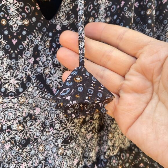 Beautiful 100% viscose MISA Los Angeles dress - Picture 7 of 8